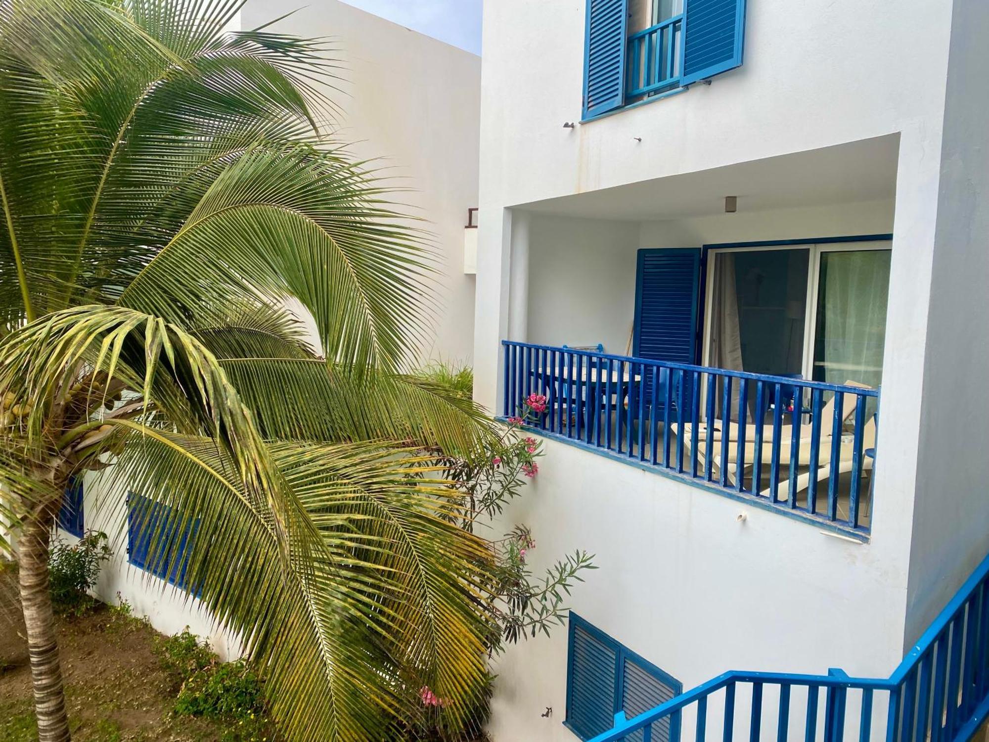 Leme Bedje Two Bedroom - By Bobbywashere Santa Maria Exterior foto